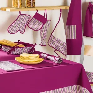 violet-kitchen-linen